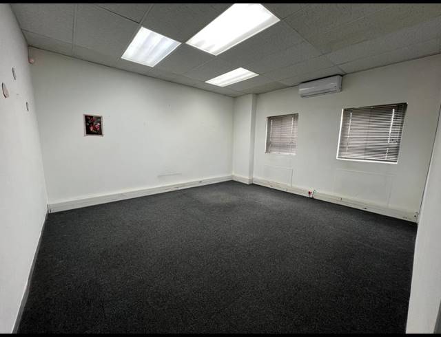 661M² WAREHOUSE TO LET IN STRIJDOMPARK